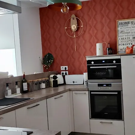 Maison D'hestia, Charme, Piscine, Proche Du Bord De Et De Royan *