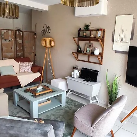 Villa Maison D'hestia, Charme, Piscine, Proche Du Bord De Et De Royan Arces-sur-Gironde