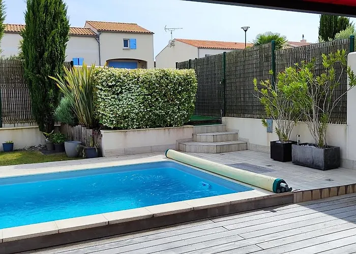 Maison D'hestia, Charme, Piscine, Proche Du Bord De Et De Royan * Arces-sur-Gironde