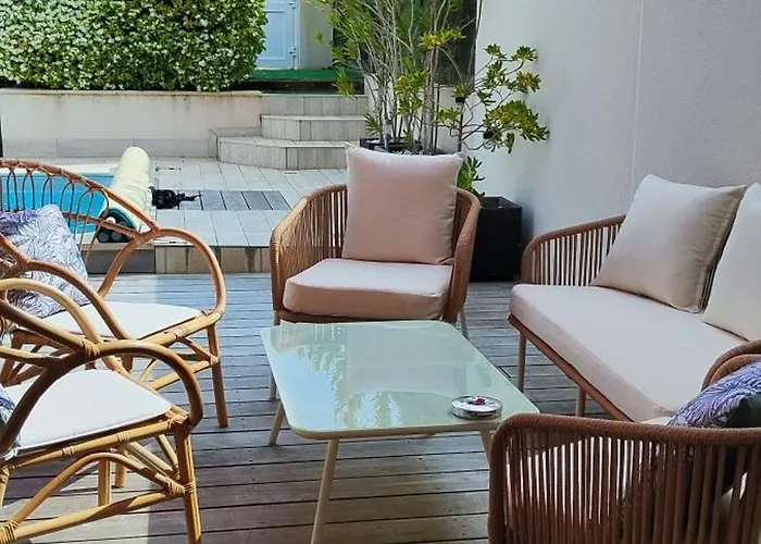 Villa Maison D'hestia, Charme, Piscine, Proche Du Bord De Et De Royan Arces-sur-Gironde