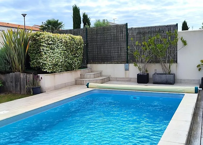 Maison D'hestia, Charme, Piscine, Proche Du Bord De Et De Royan Arces-sur-Gironde